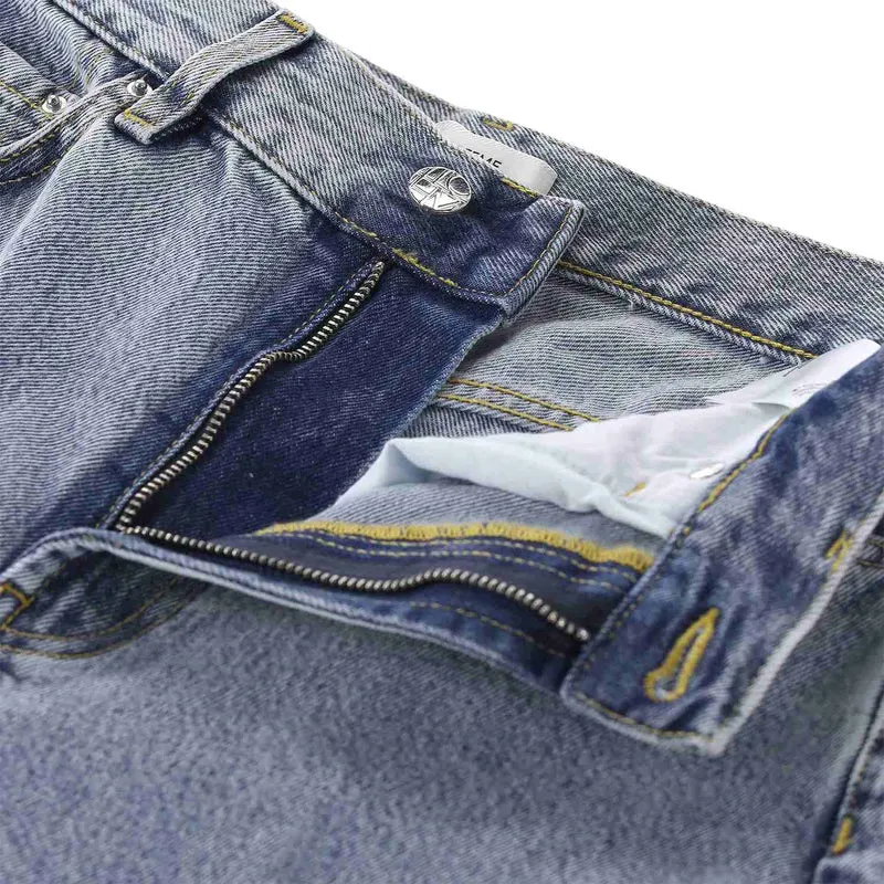 Wide-Leg Jeans