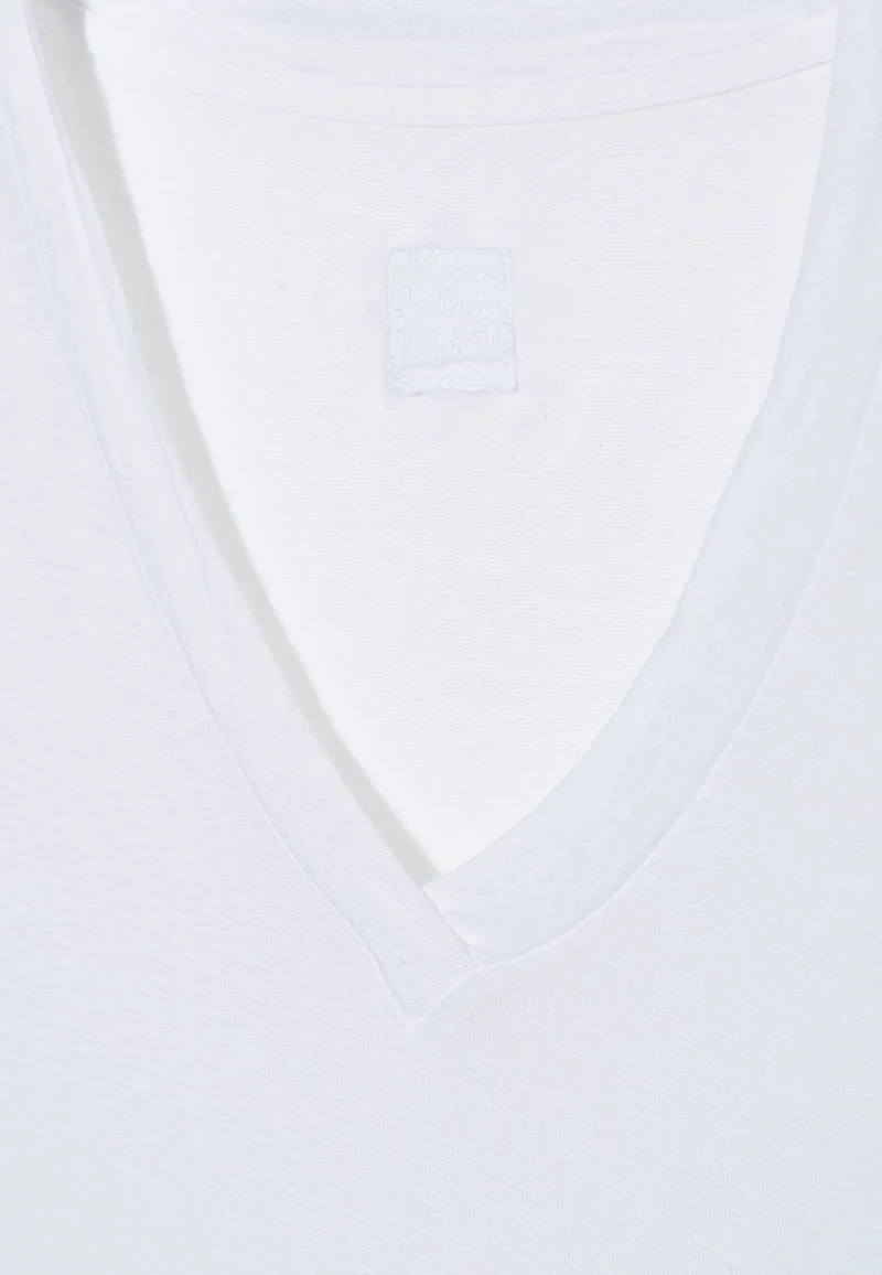 Leinen-Shirt mit V-Ausschnitt