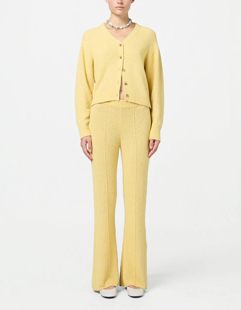 Flare-Leg Boucle Strickhose