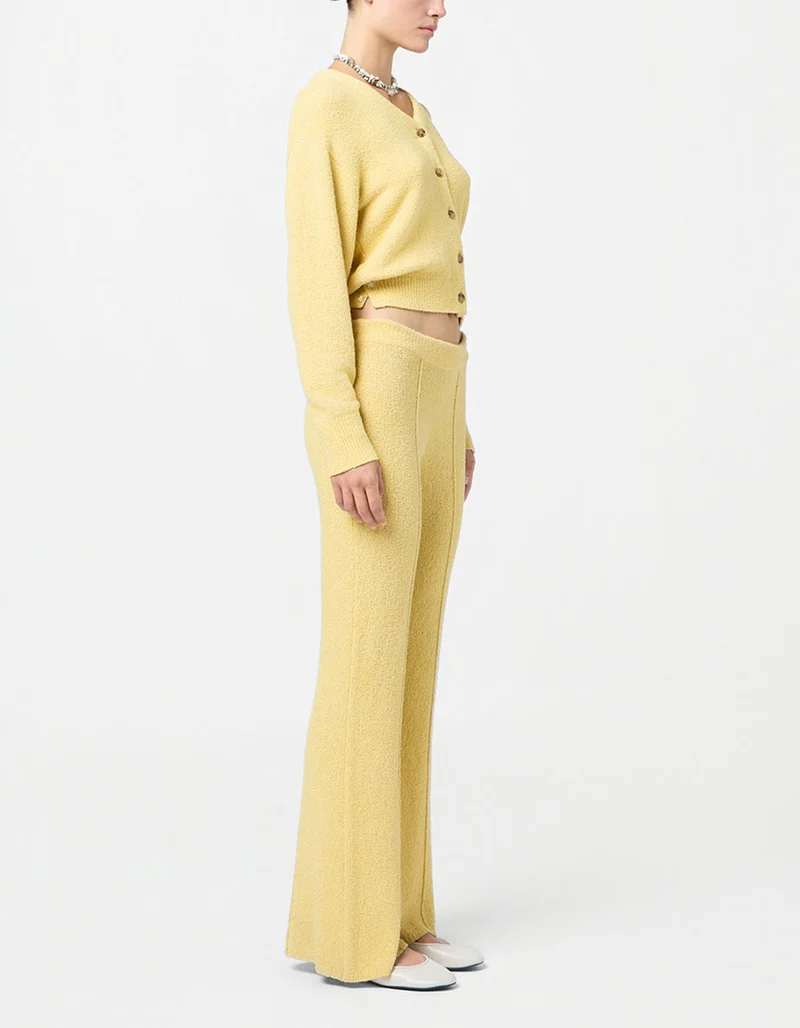 Flare-Leg Boucle Strickhose
