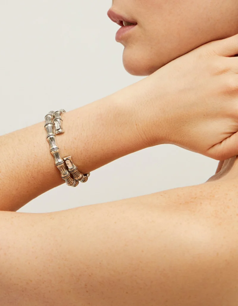 Versilberter Armreif Bambou