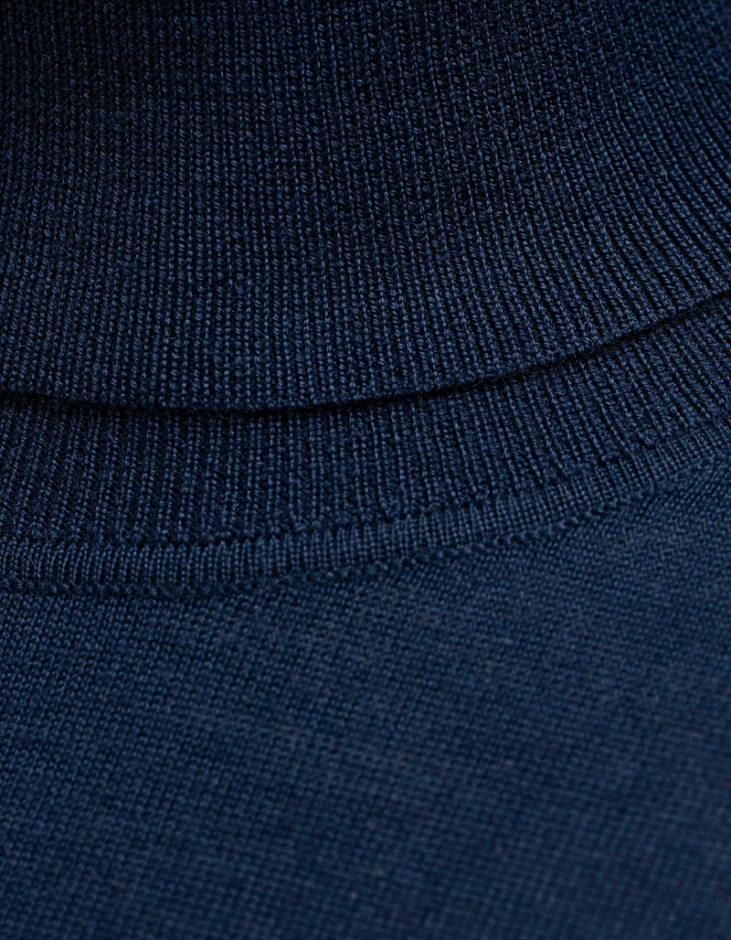 Feinstrick Rollkragen-Pullover Kopenhagen aus Merinowolle