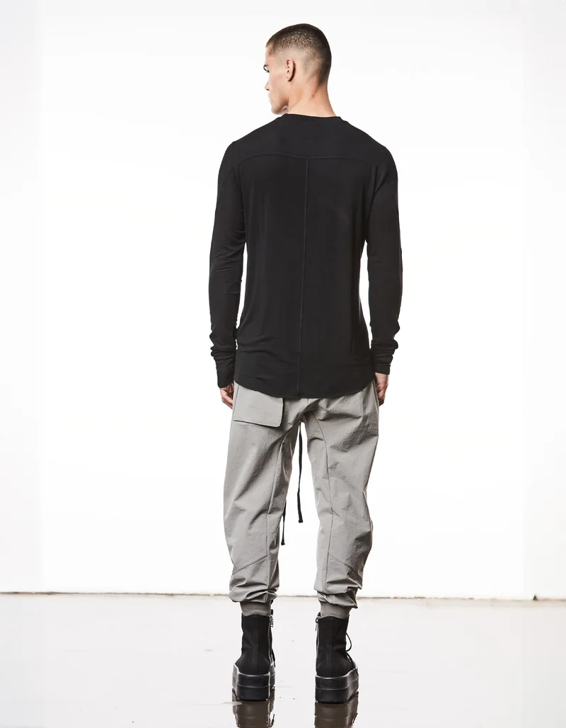 Longsleeve mit offenem Saum