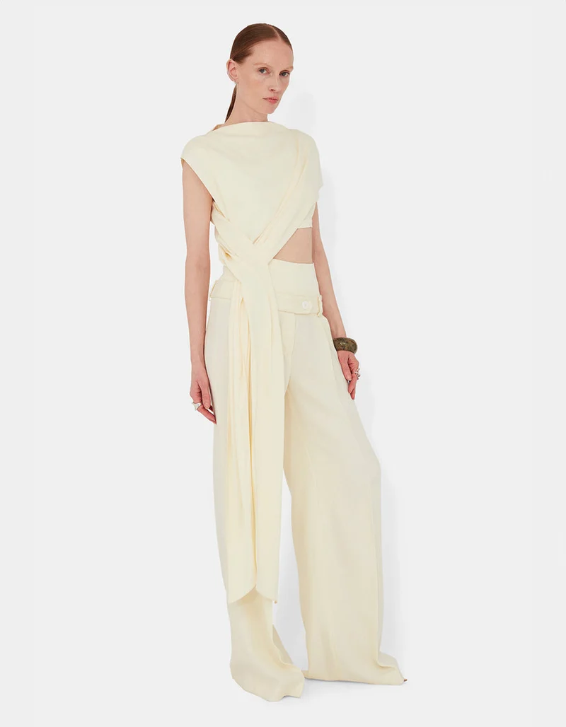 Straight-Leg Bundfaltenhose mit Bund im Layering Look