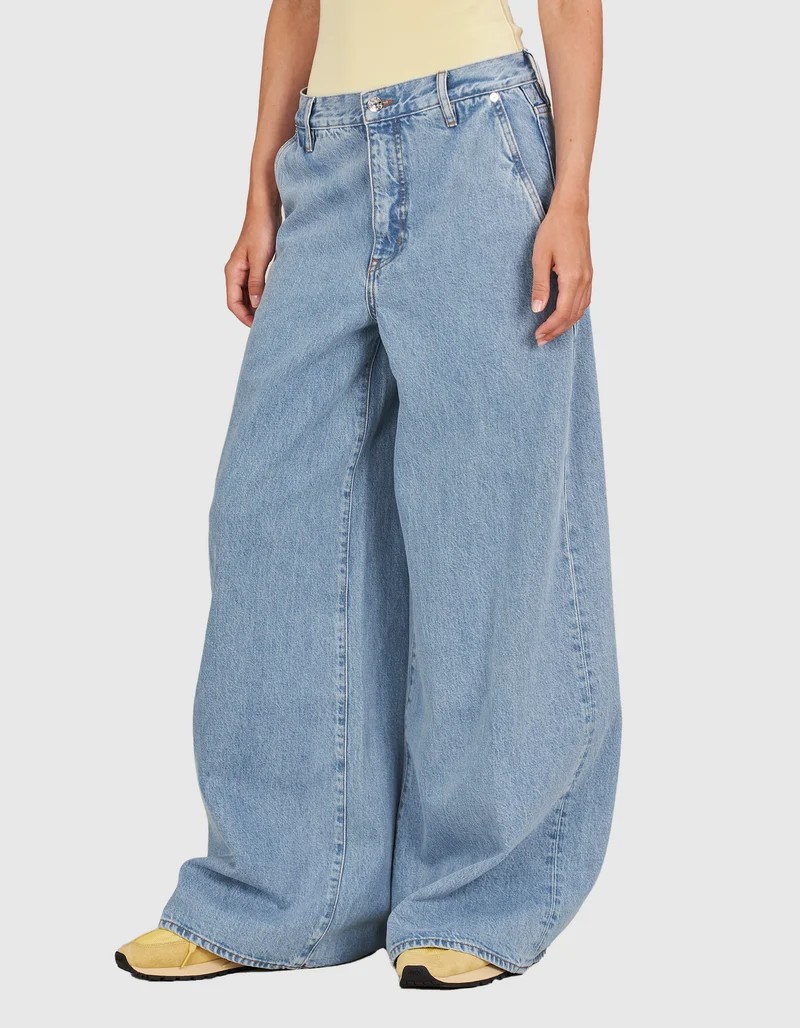 Wide Leg Jeans The Drape