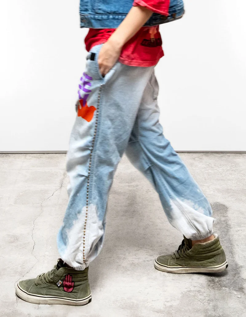Bedruckte Hose Canyonkid Bleachout mit Nieten-Details