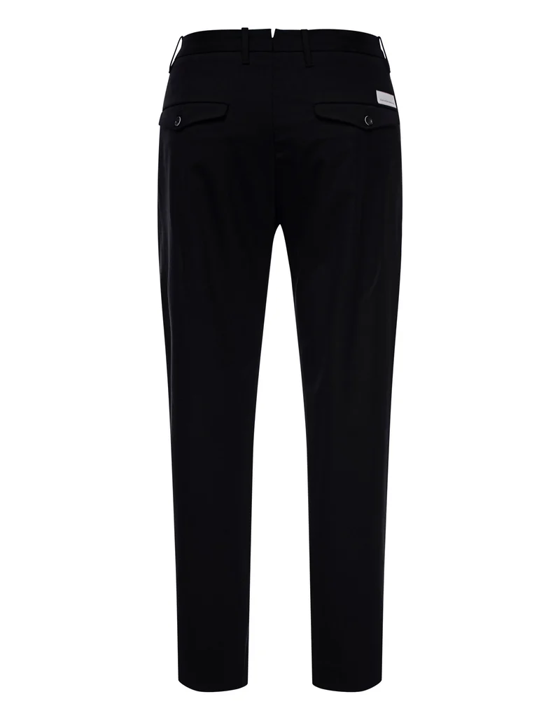 Slim-Fit Chino Hose