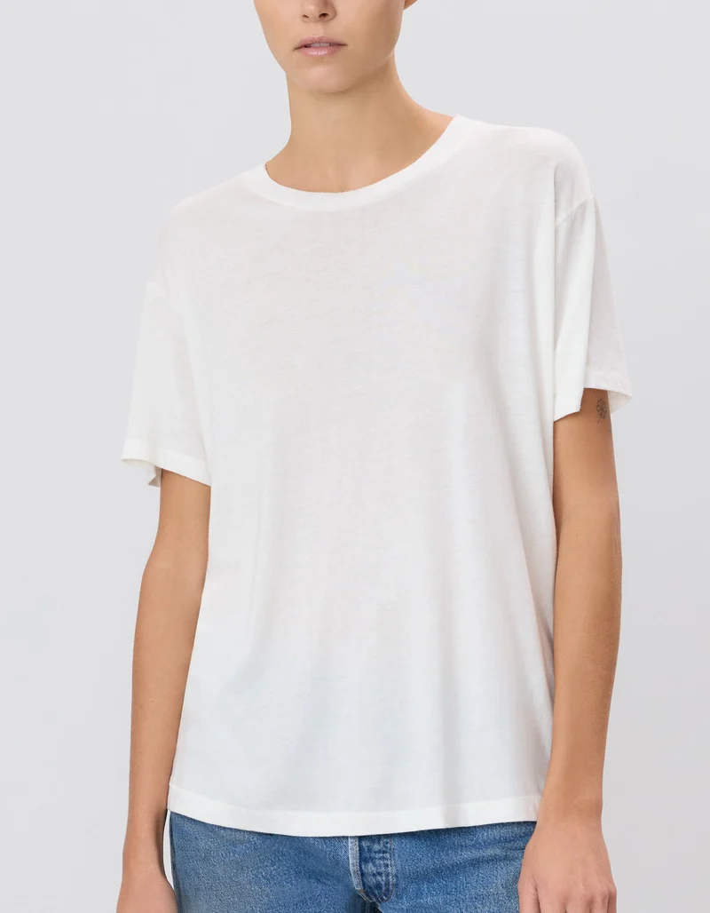 Oversize T-Shirt Chloe Boyfriend mit offener Ausschnittkante