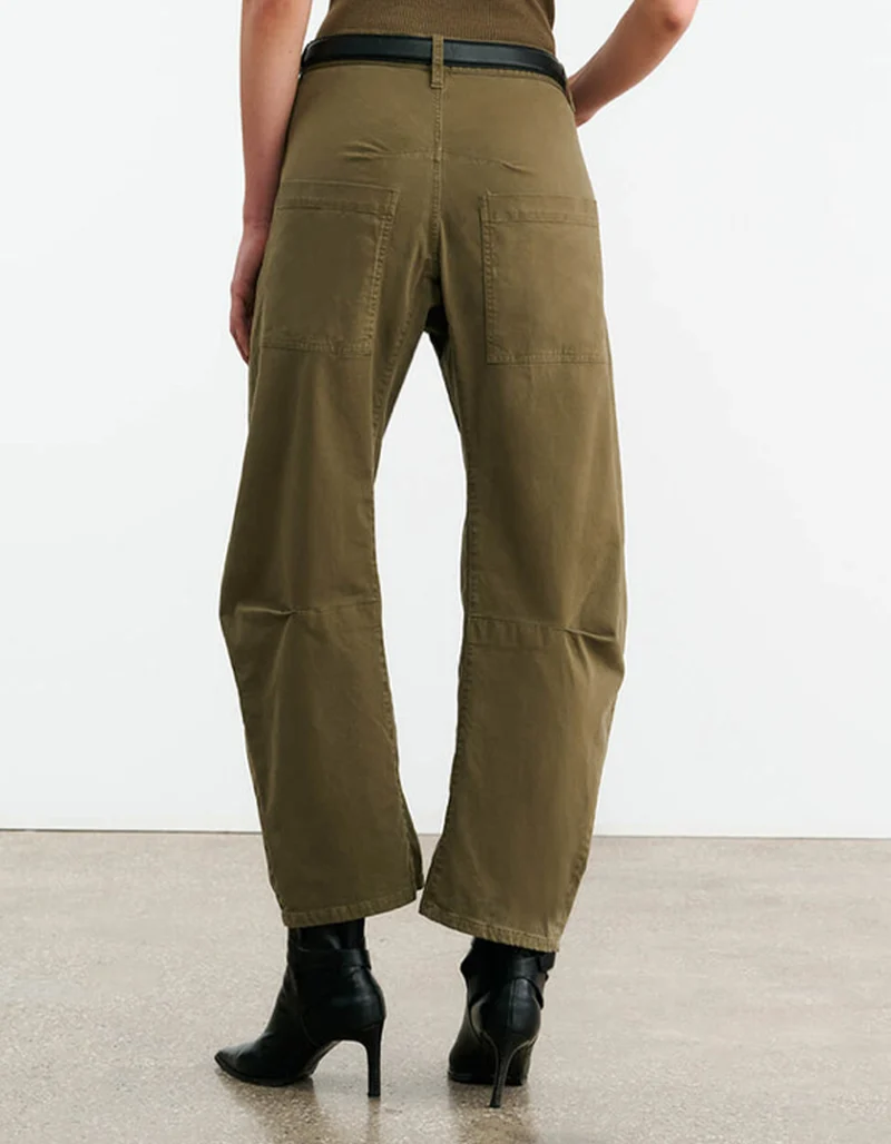 Mid-Rise Barrel-Leg Hose Shon