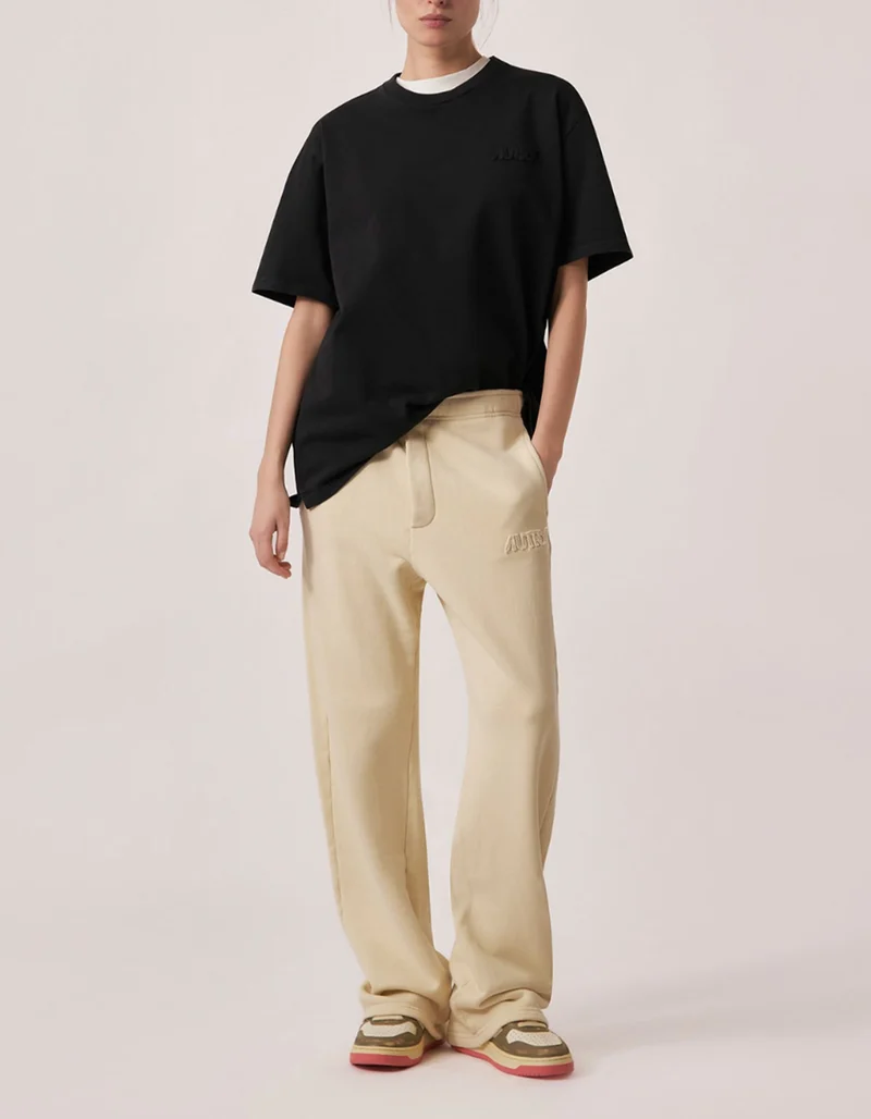 Straight-Leg Jogginghose Ease mit Label-Stickerei