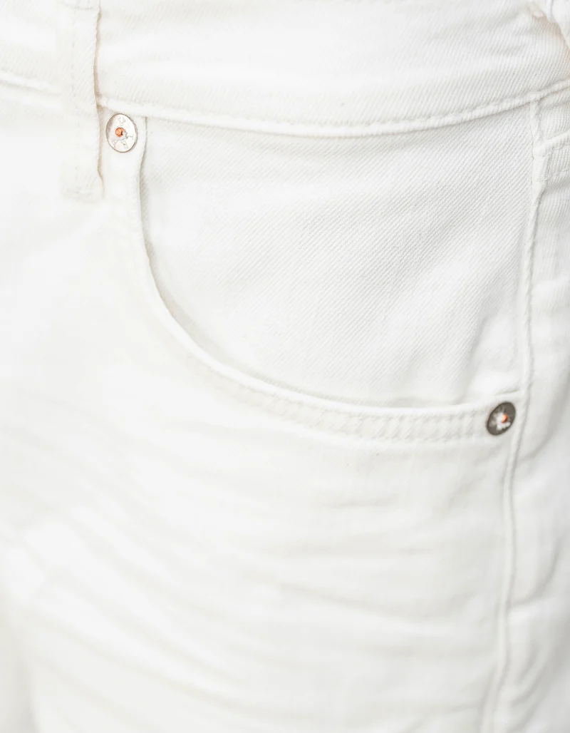 Bow-Leg Jeans Hope