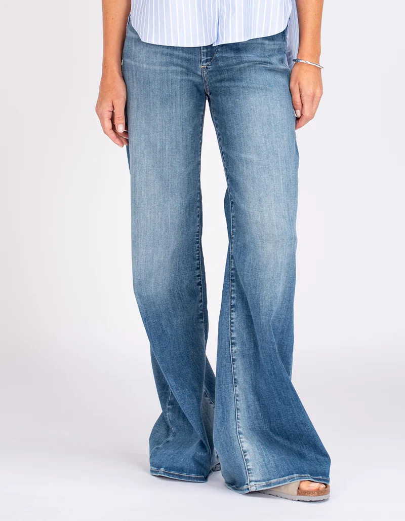 Flared-Leg Jeans Mija