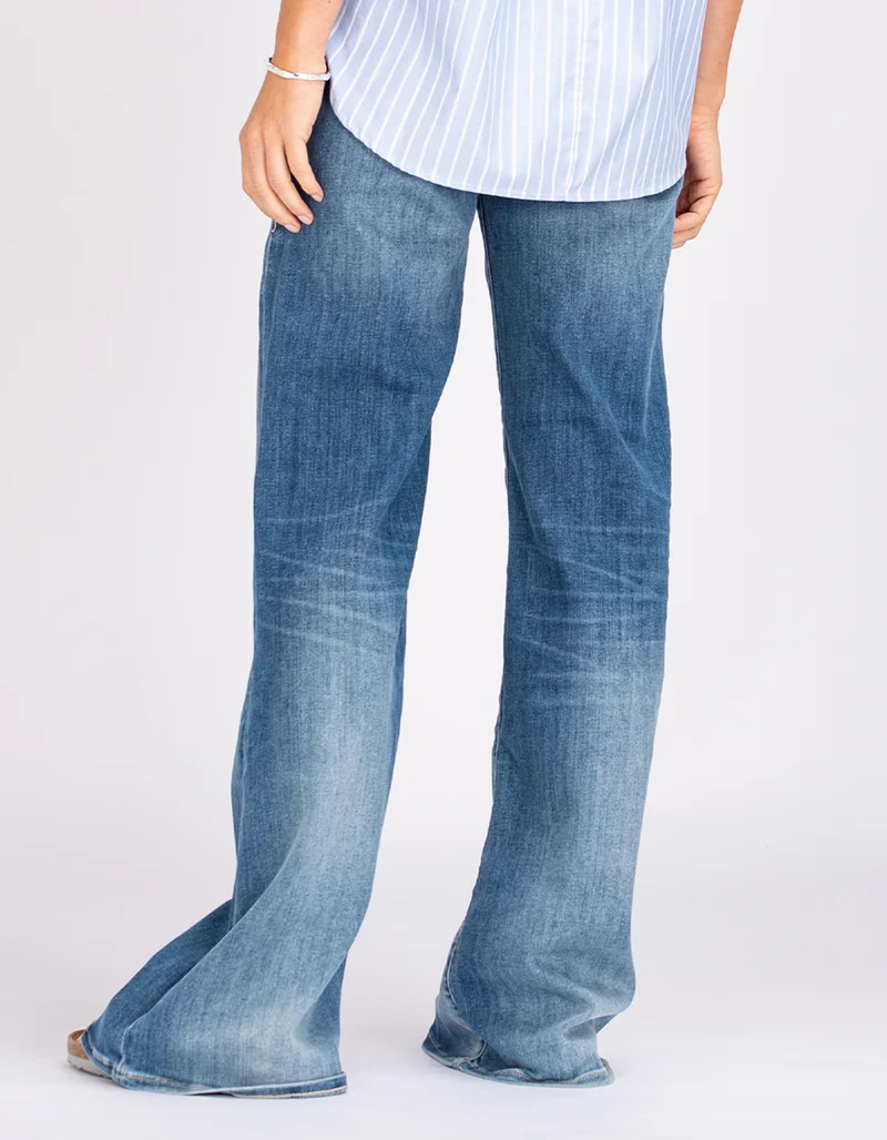 Flared-Leg Jeans Mija
