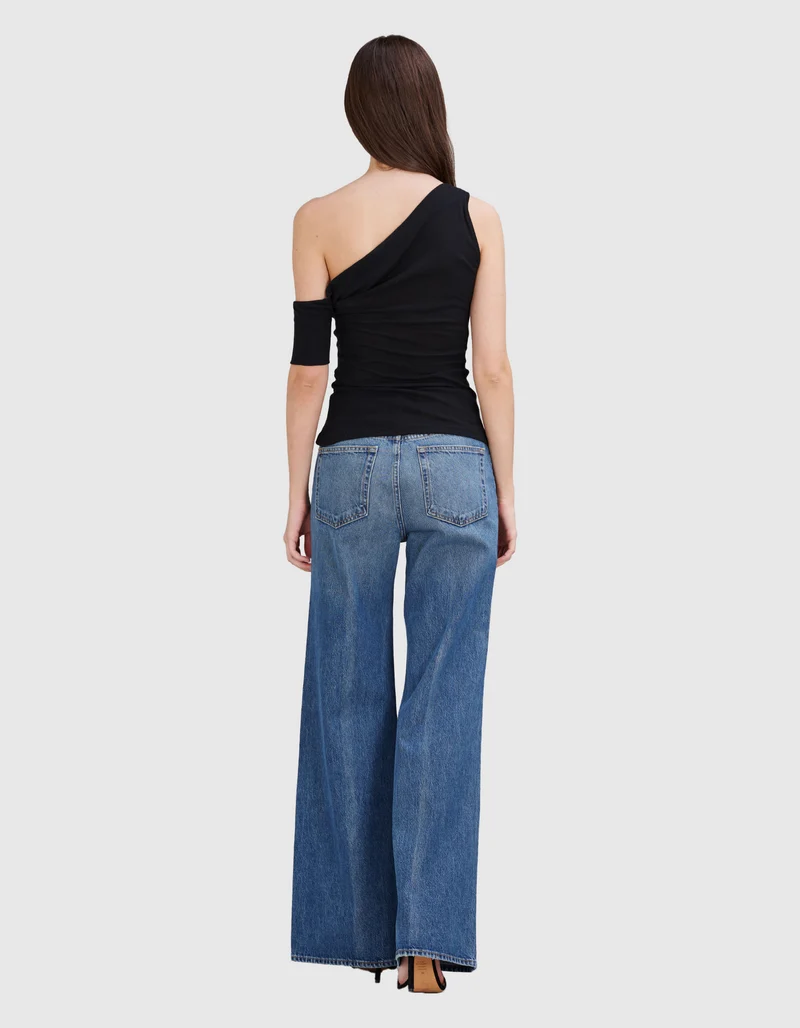 Asymmetrisches Top mit Raffung