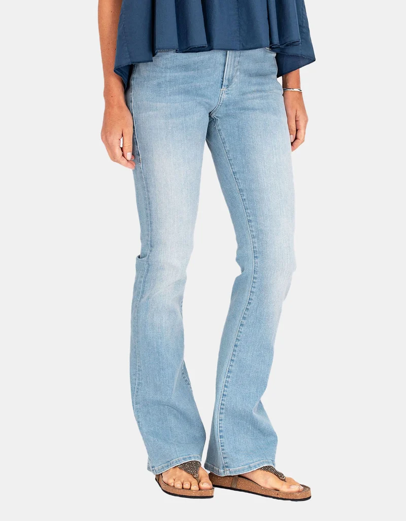 Washed-Out Bootcut-Jeans Becca