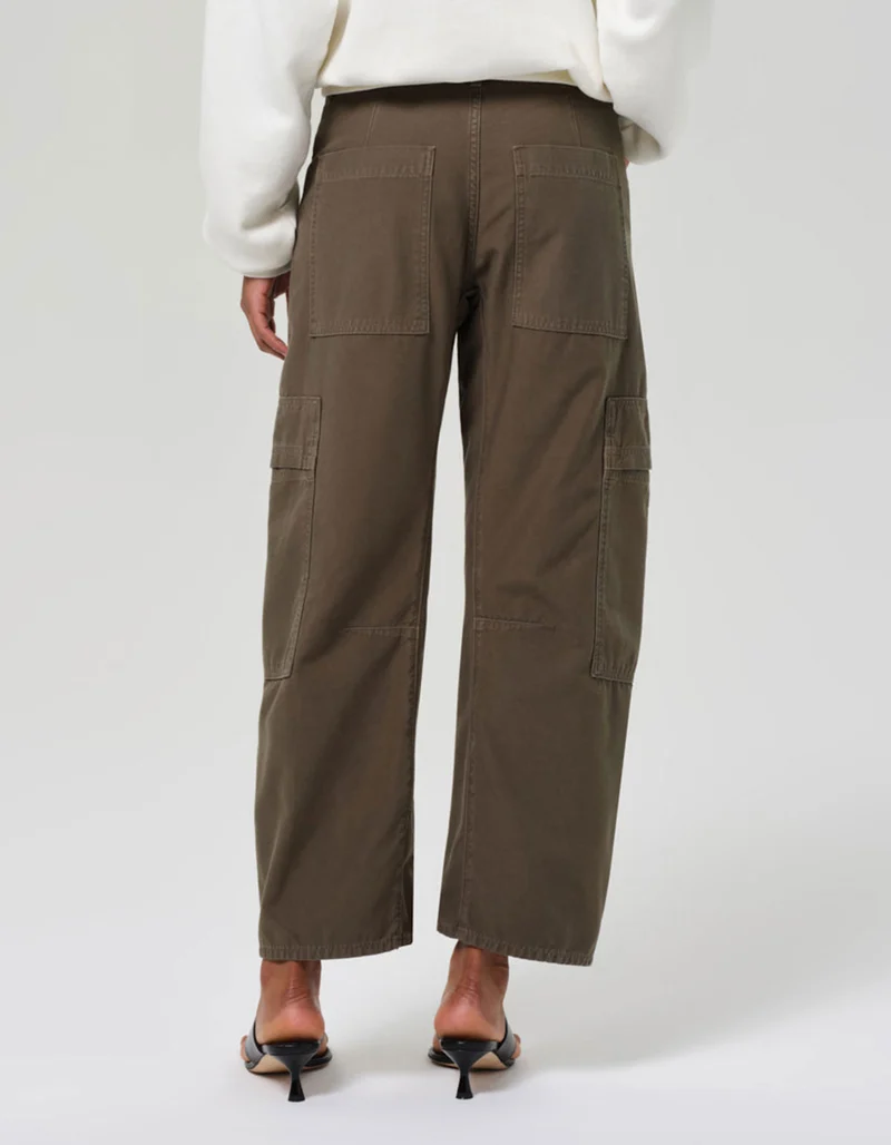 Cropped Cargo-Barrel-Hose Marcelle
