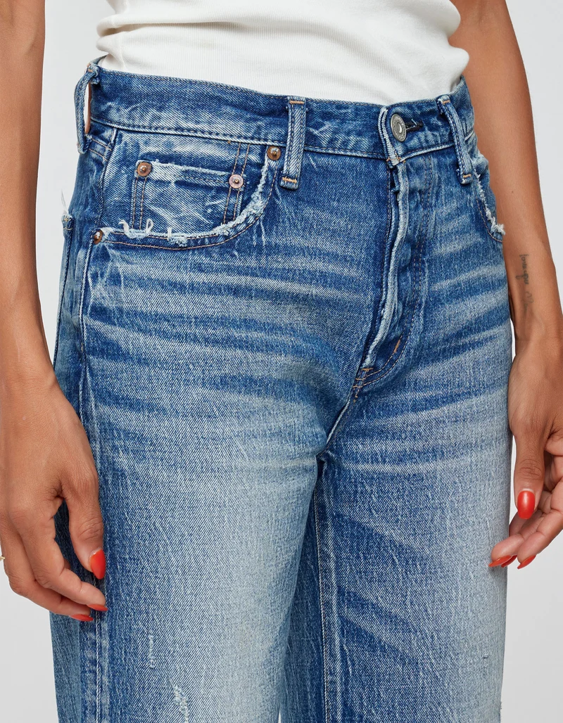 Straight-Leg Jeans