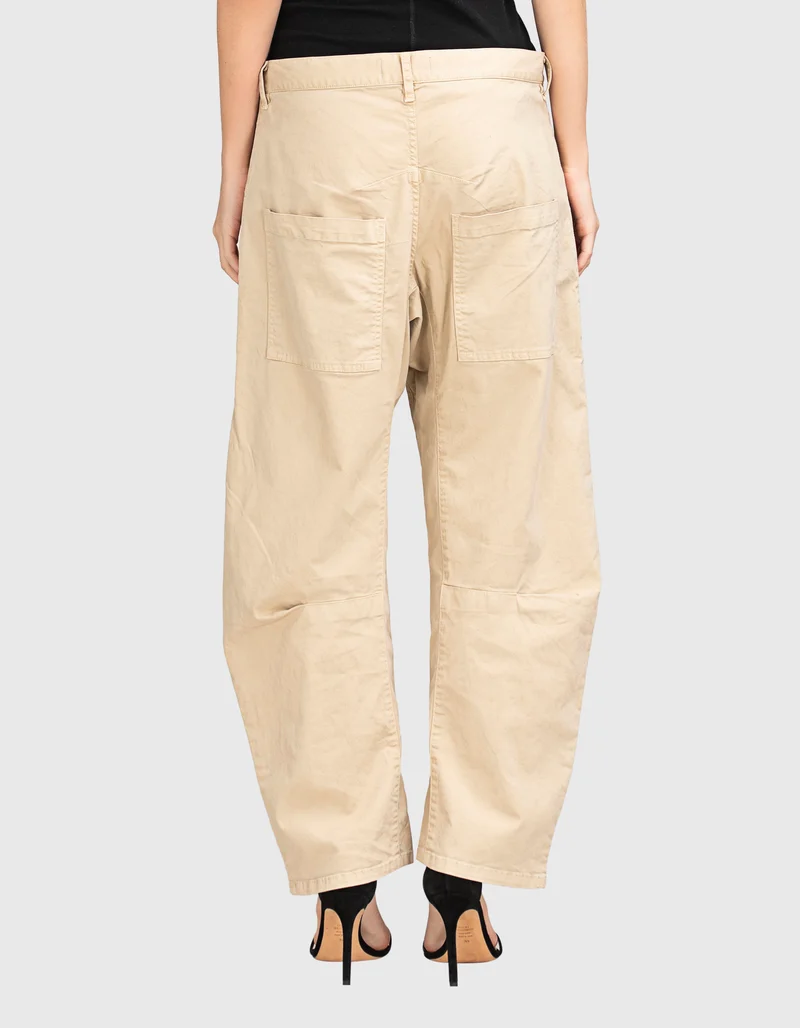 Hose Shon mit aufgesetzten Taschen