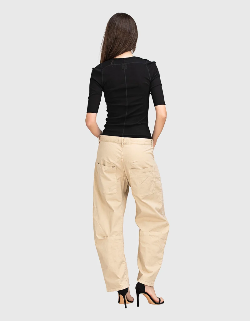 Hose Shon mit aufgesetzten Taschen