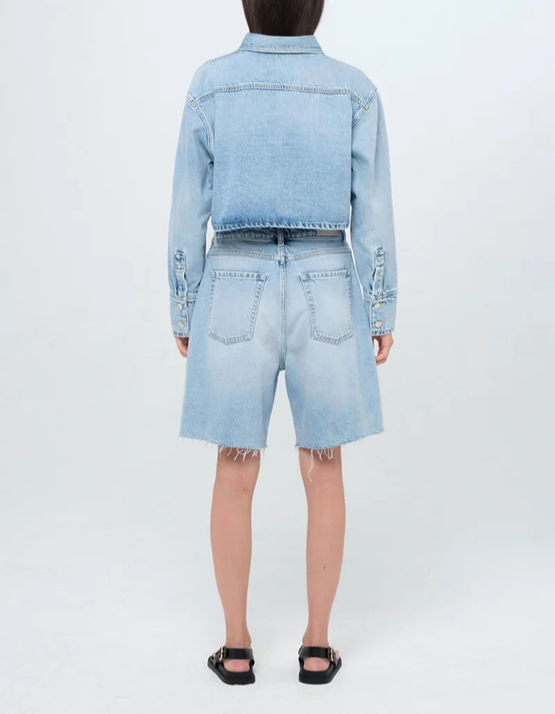 Cropped Jeans-Jacke Amber mit Label-Stickerei