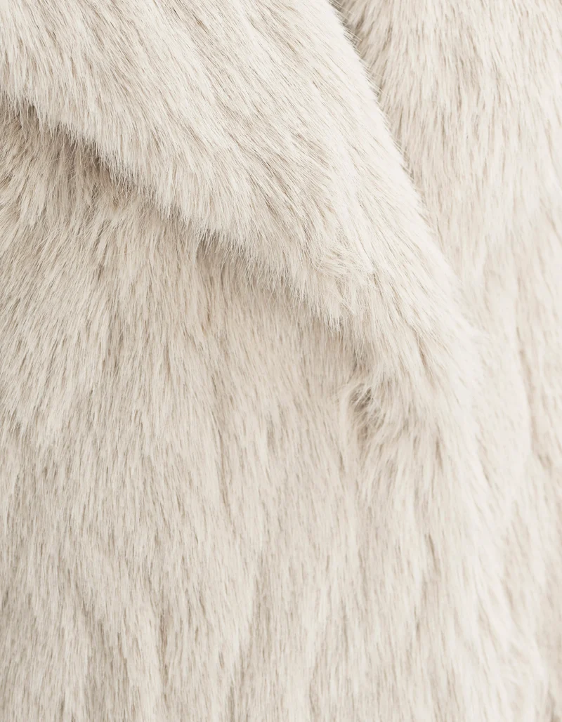Faux-Fur Mantel