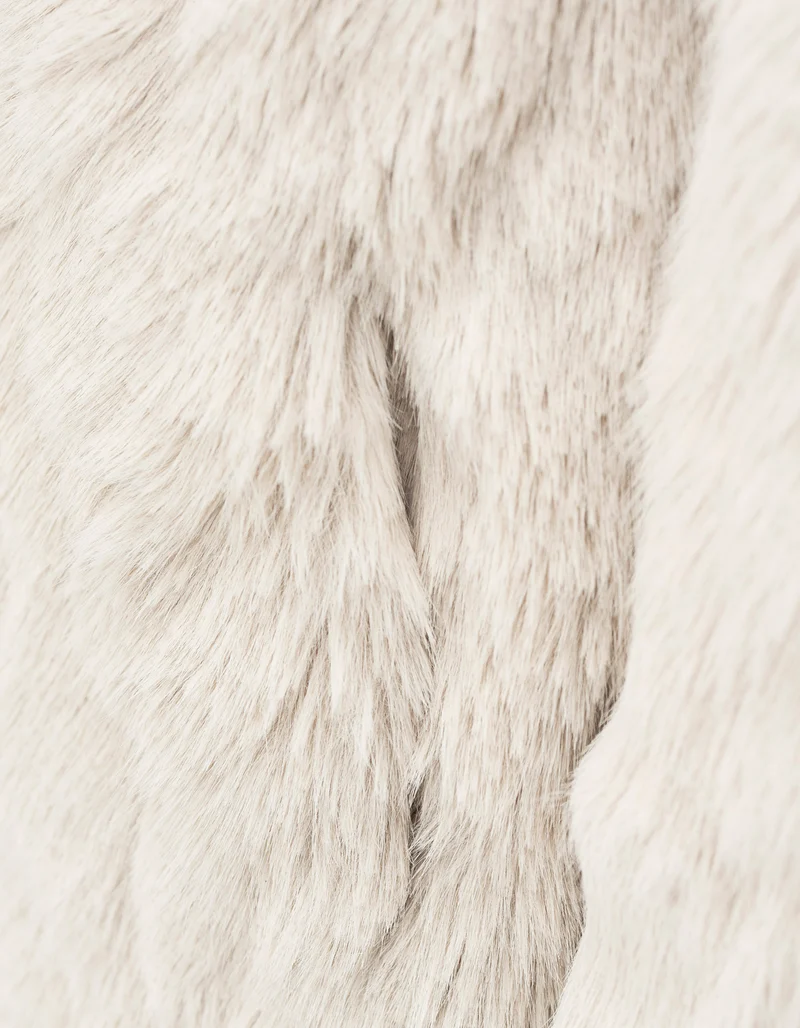 Faux-Fur Mantel