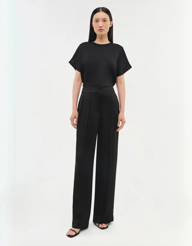 Wide-Leg Satin-Hose