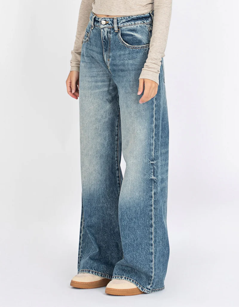Wide-Leg Jeans Debby
