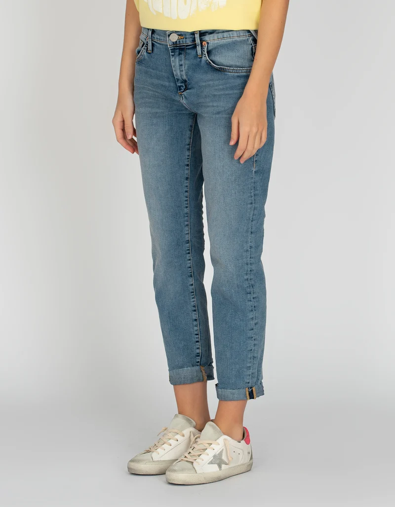 Washed-Out Boyfriend Jeans