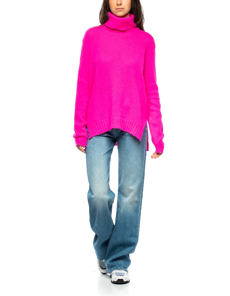 Wide-Leg Jeans
