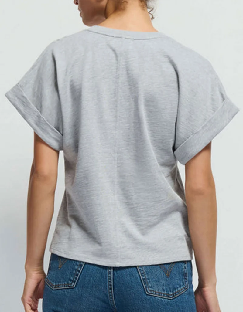 T-Shirt mit V-Ausschnitt