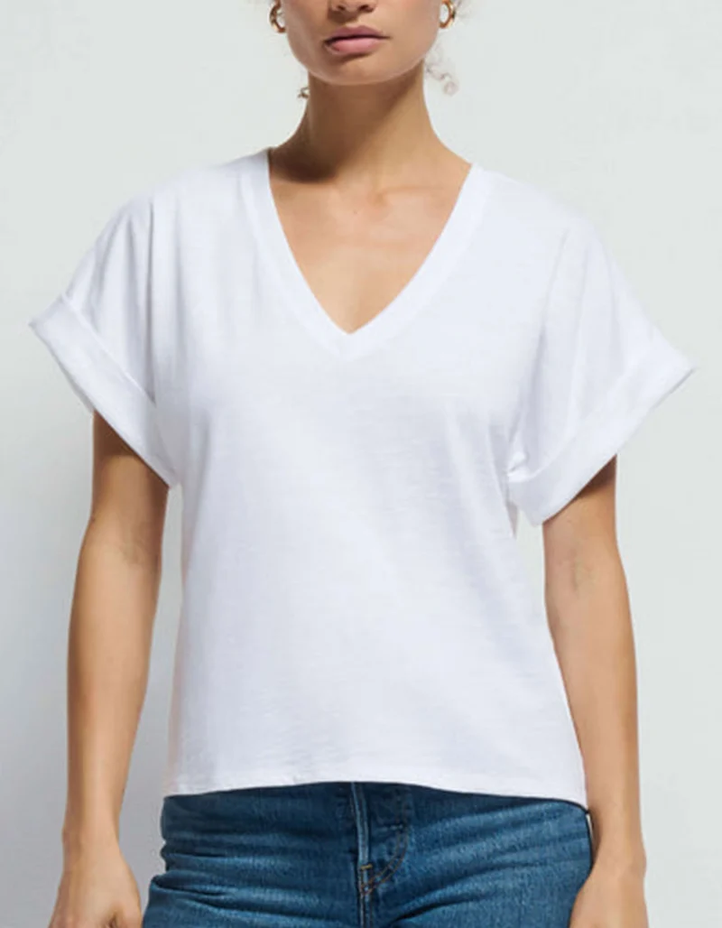 T-Shirt mit V-Ausschnitt
