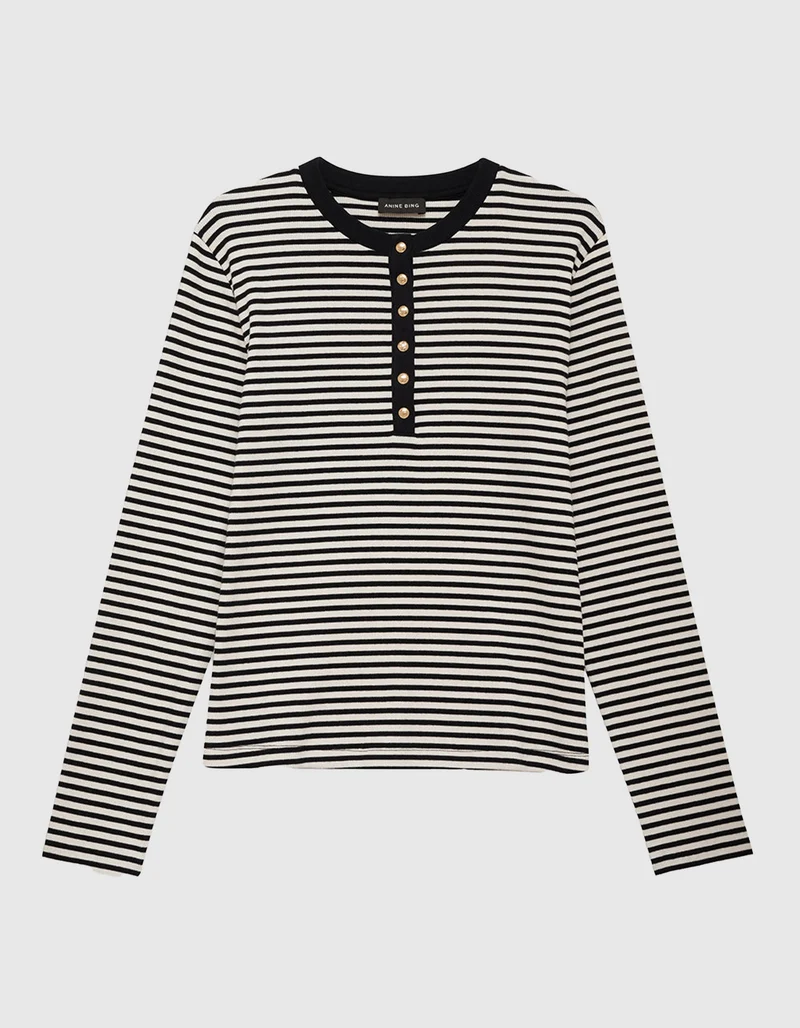 Gestreiftes Ripp-Longsleeve Alessia mit dekorativen Knöpfen