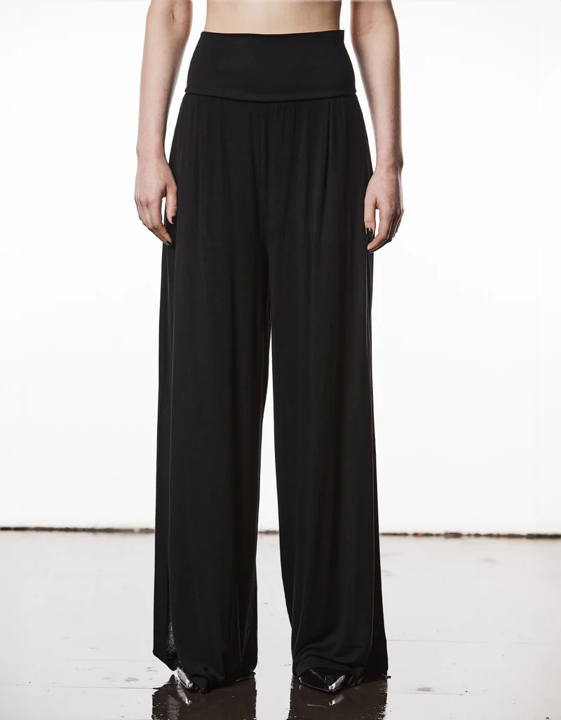Wide-Leg Hose