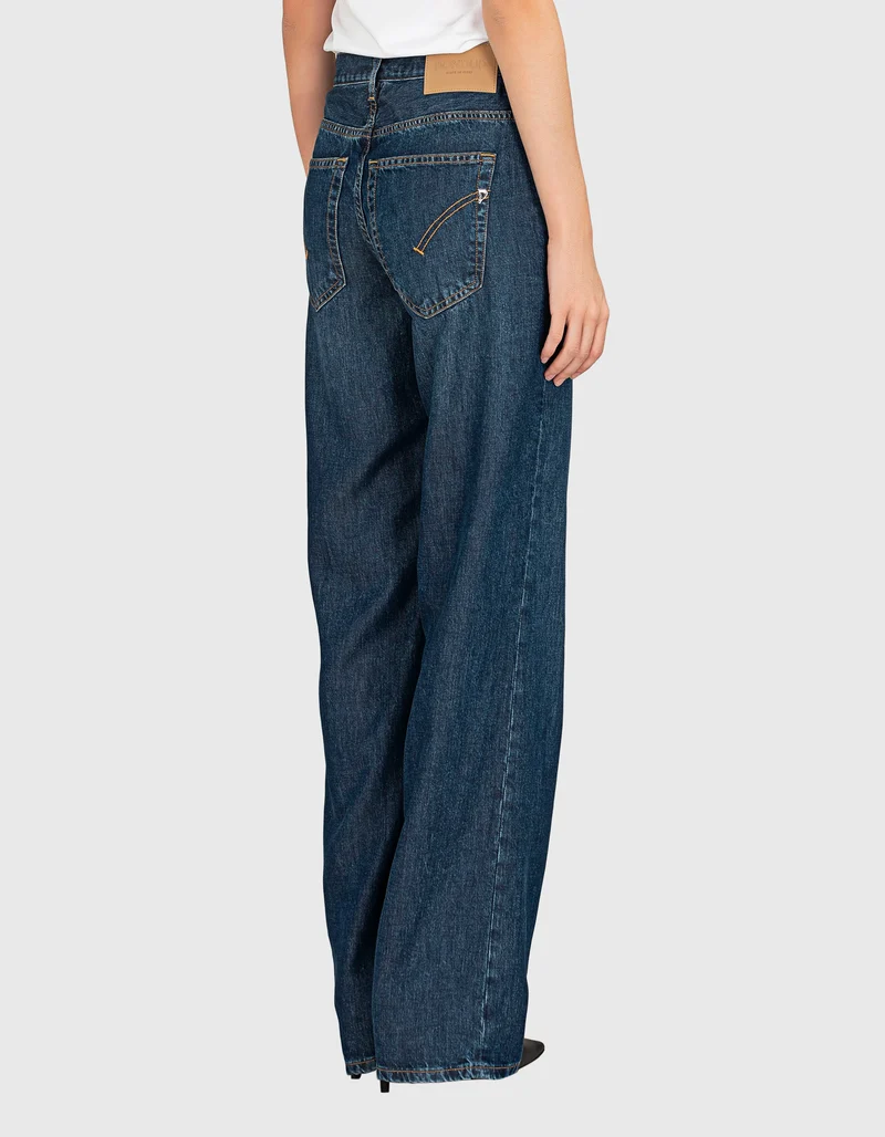 Wide-Leg Jeans