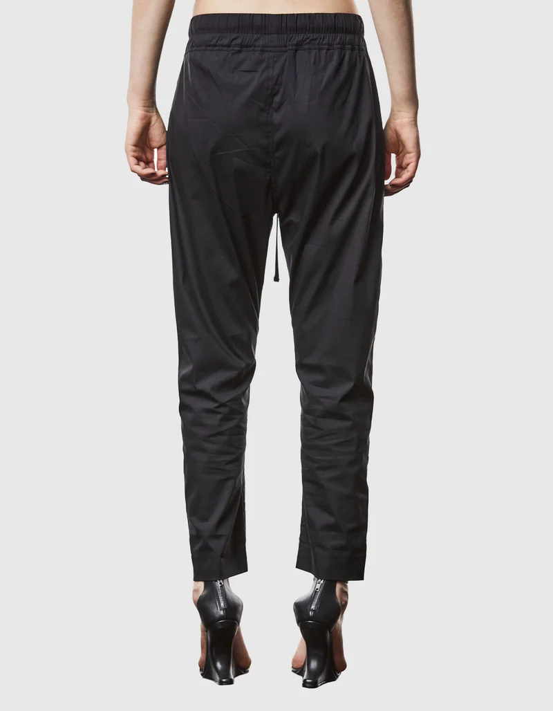 Bundfaltenhose mit elastischem Bund