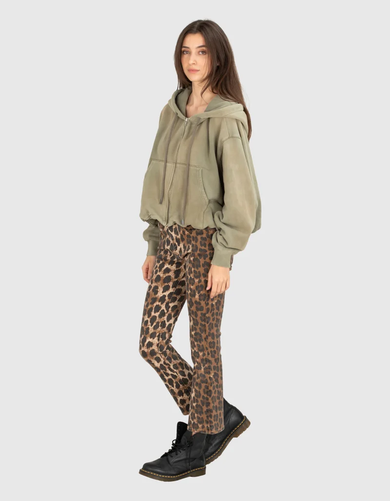 Kick-Flare Jeans im Leo-Design