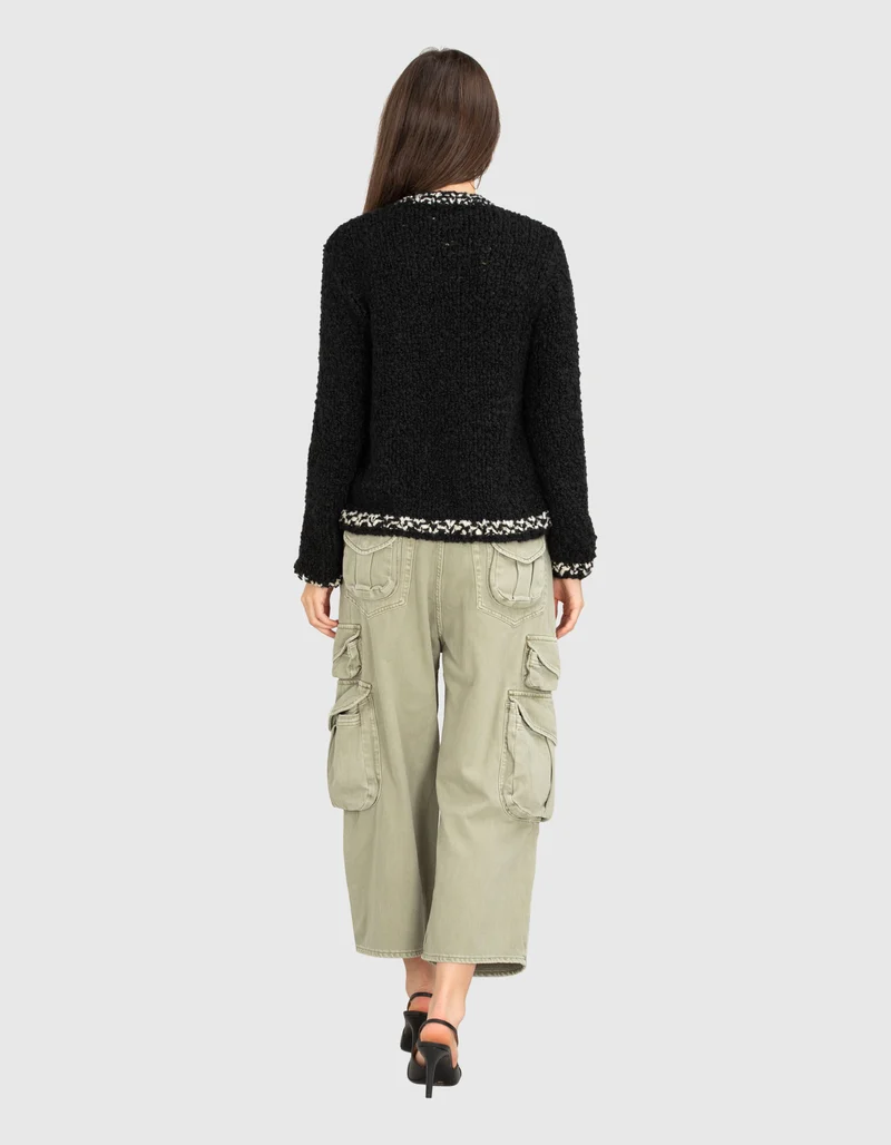 Cropped-Wide-Leg Cargo-Jeans