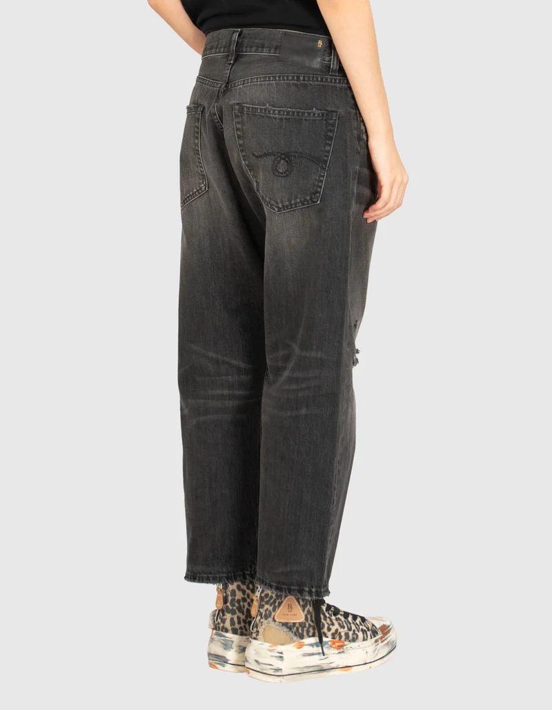 Destroyed-Boyfriend-Jeans