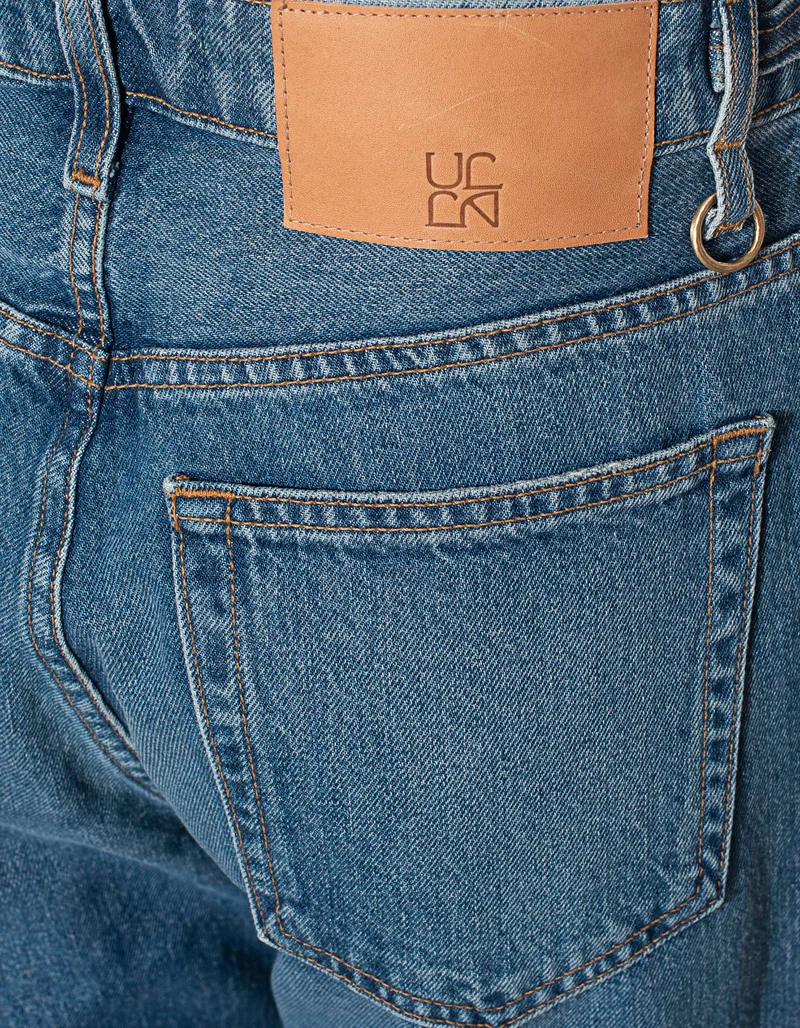 Flare-Leg Jeans mit Metall-Verzierungen