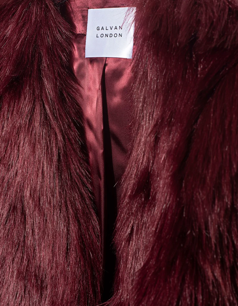 Oversized Faux-Fur Jacke