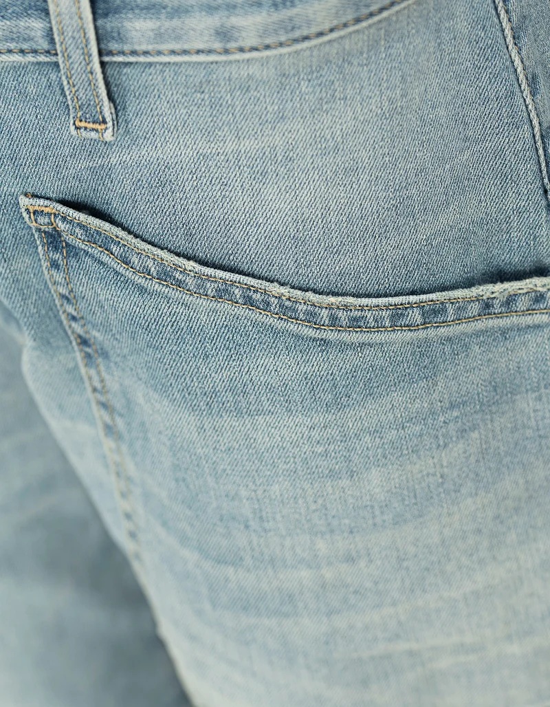 Washed-Out Barrel-Leg-Jeans Shon