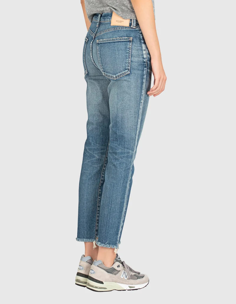 Destroyed Skinny Jeans