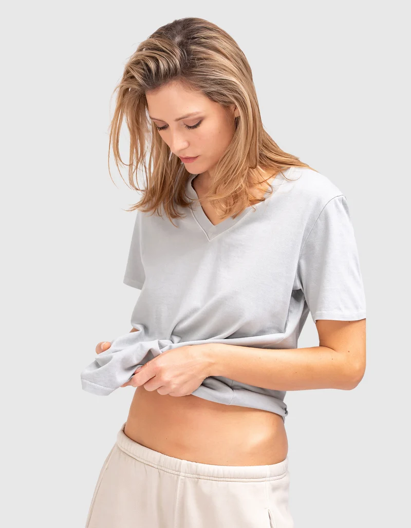 T-Shirt mit V-Ausschnitt