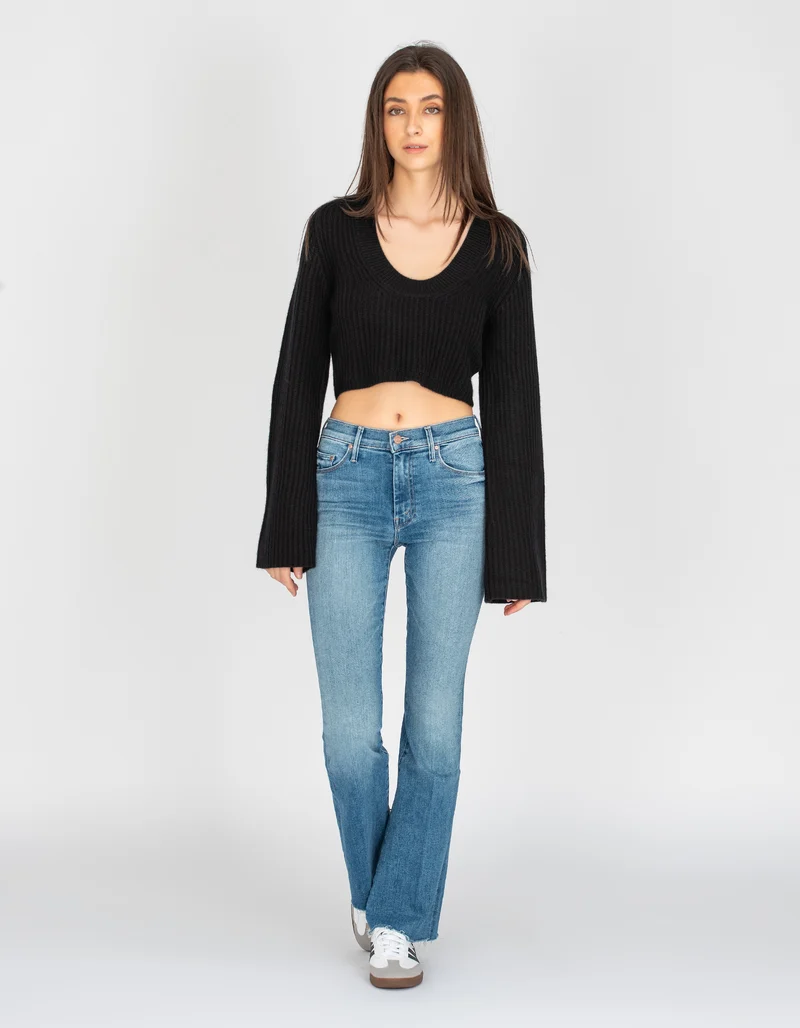 Kick-Flare Jeans mit offenem Saum