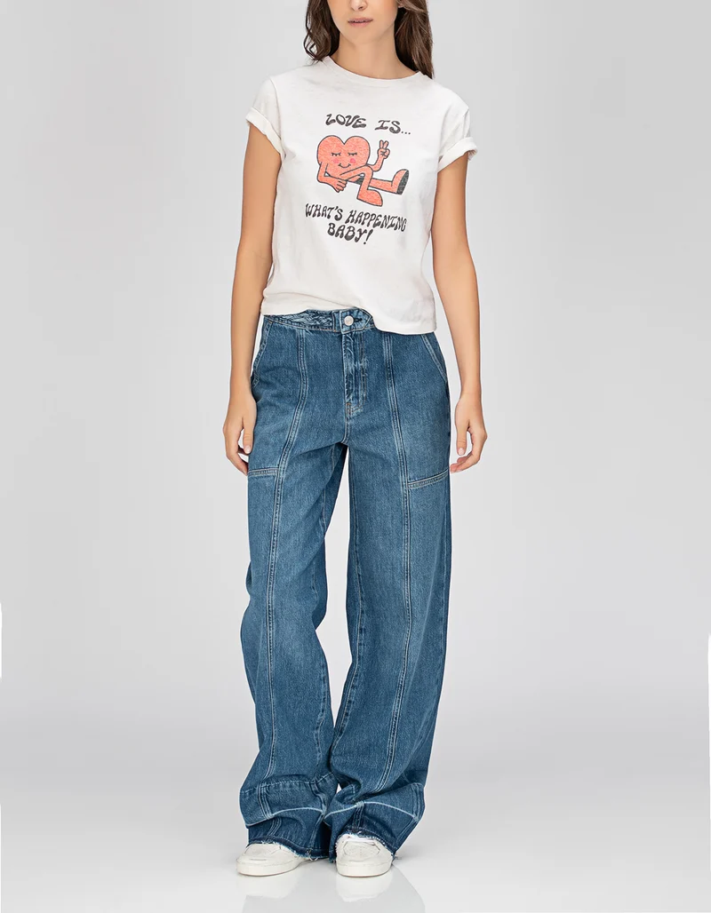 Wide-Leg Jeans
