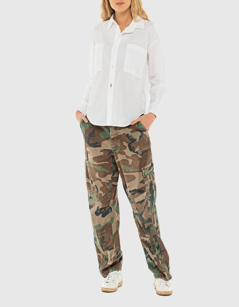 Cargo-Hose mit Camouflage-Musterung