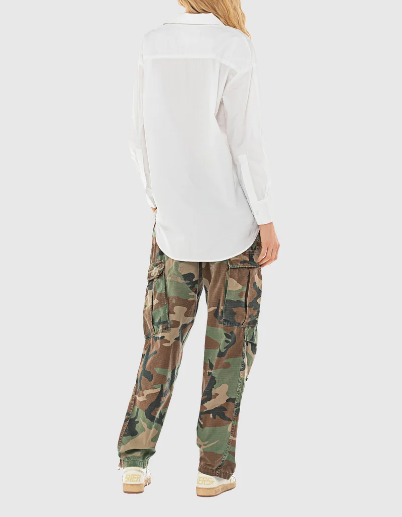 Cargo-Hose mit Camouflage-Musterung