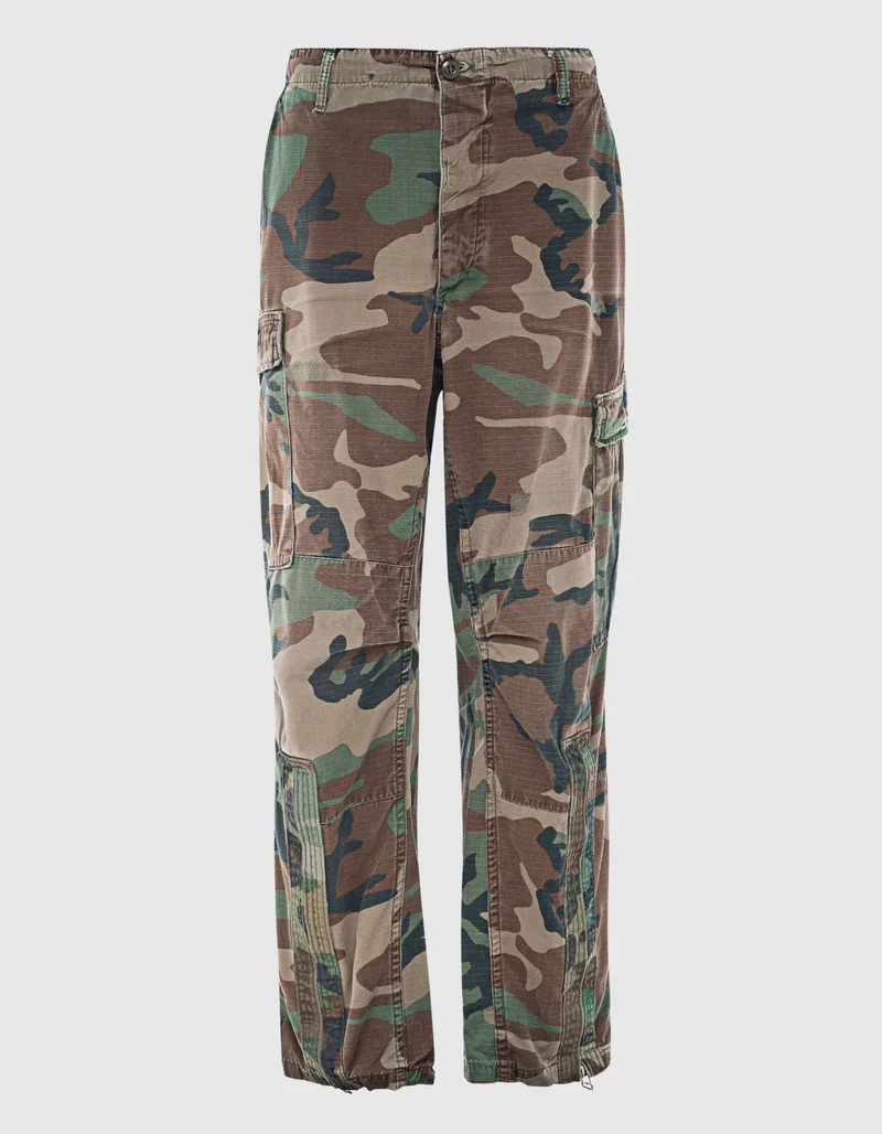 Cargo-Hose mit Camouflage-Musterung