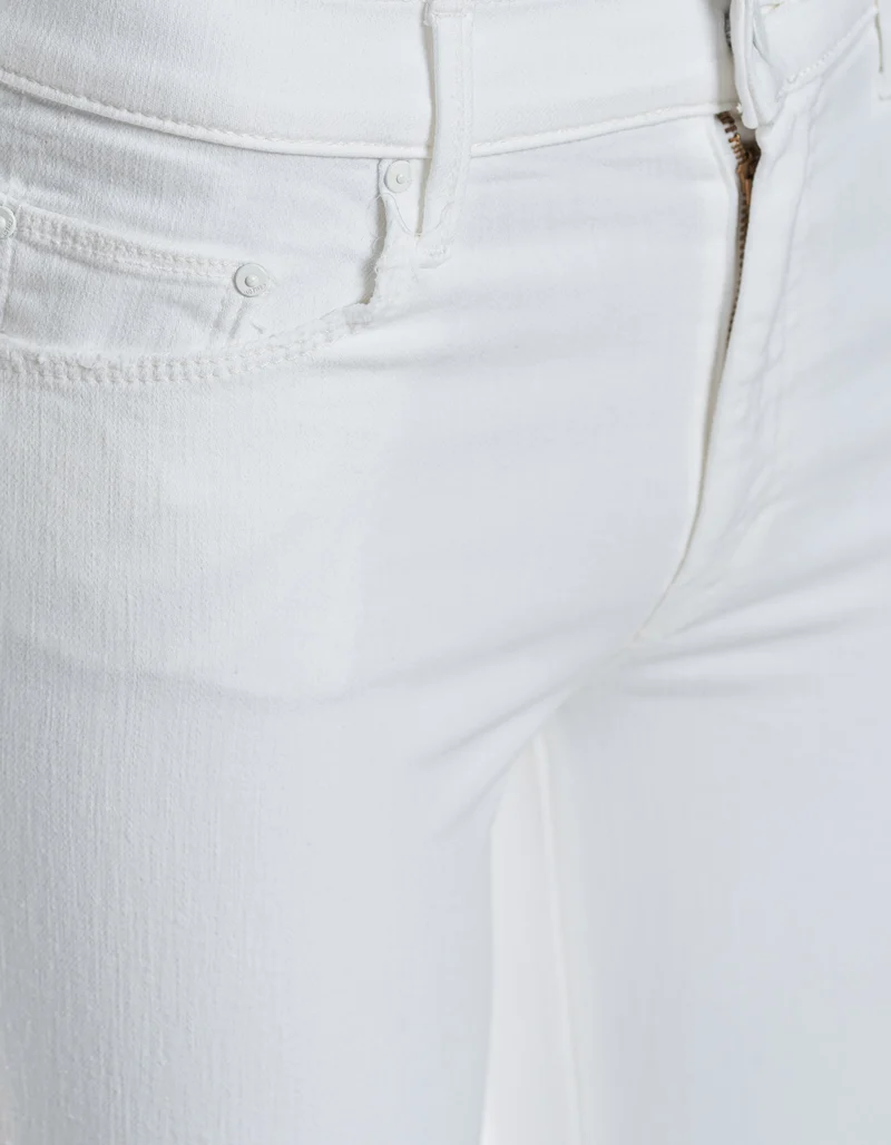 Flared-Leg Jeans mit offenem Saum